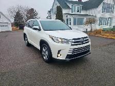 2018 TOYOTA HIGHLANDER LIMITED EDITION AWD ONE OWNER NON SMOKER