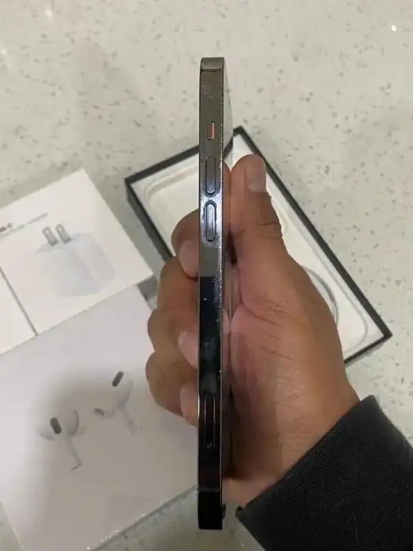 iPhone 12 PRO 512GB Unlocked - Mint Condition! - Photo 4