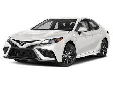 2022 Toyota Camry SE - Clean Carfax | Carplay | Radar Cruise