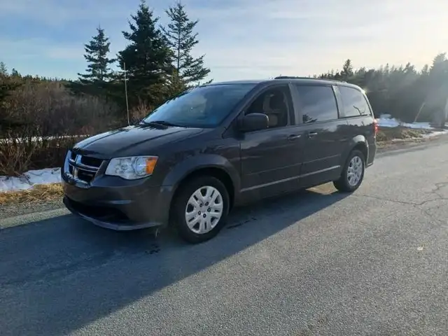 Dodge caravan  SXT - Photo 4
