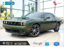2019 Dodge Challenger SXT AWD - No Accidents - Leather