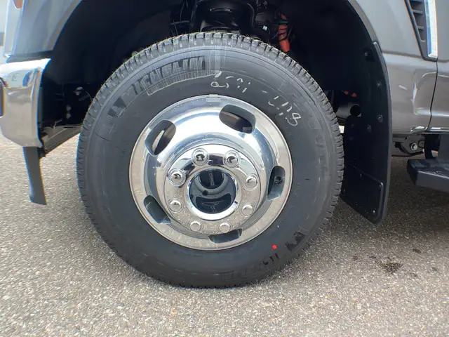 2026 Ford Super Duty F-350 Dually XLT FX4 623A - Photo 9