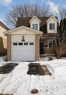 Five Bedroom Student Home in a Prime Location Near Stone Rd Mall