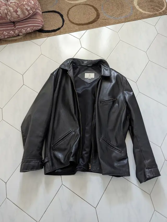 Men's Leather Jacket For Sale - Photo 2