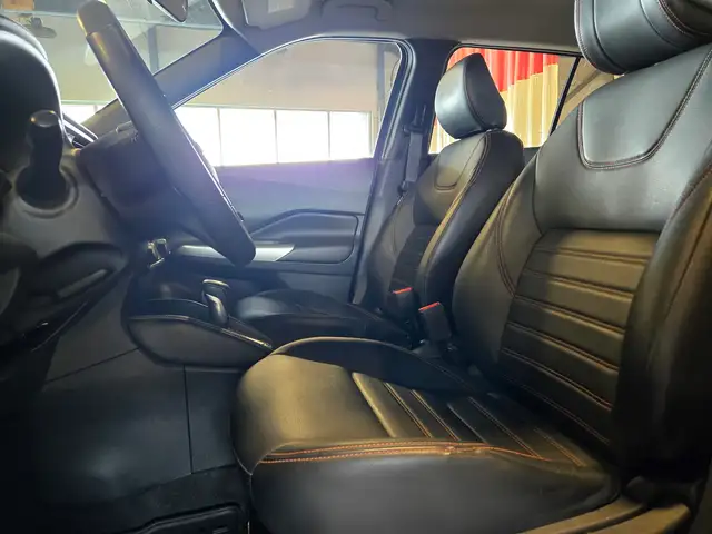 2019 Nissan Kicks SR - Photo 10