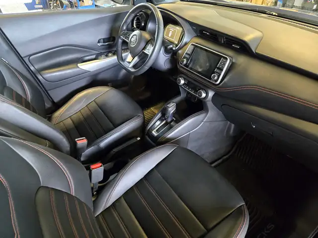 2019 Nissan Kicks SR - Photo 14