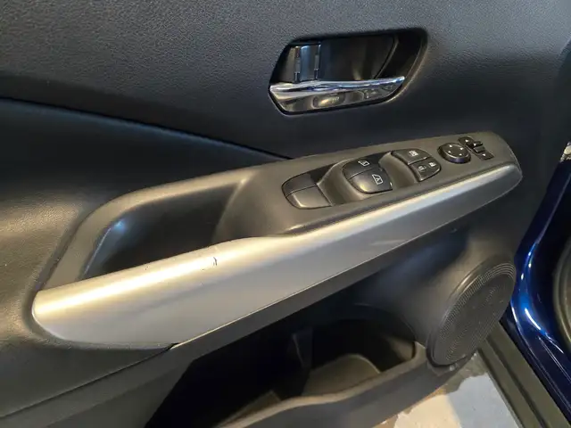 2019 Nissan Kicks SR - Photo 25