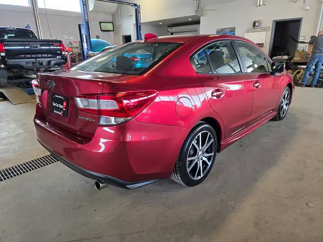 2018 Subaru Impreza SportManual | Sunroof | No Accidents - Photo 5