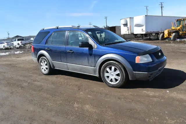 2005 Ford Freestyle SE AWD - Photo 4
