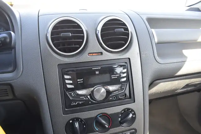 2005 Ford Freestyle SE AWD - Photo 11