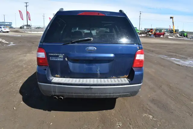 2005 Ford Freestyle SE AWD - Photo 19