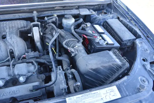 2005 Ford Freestyle SE AWD - Photo 31