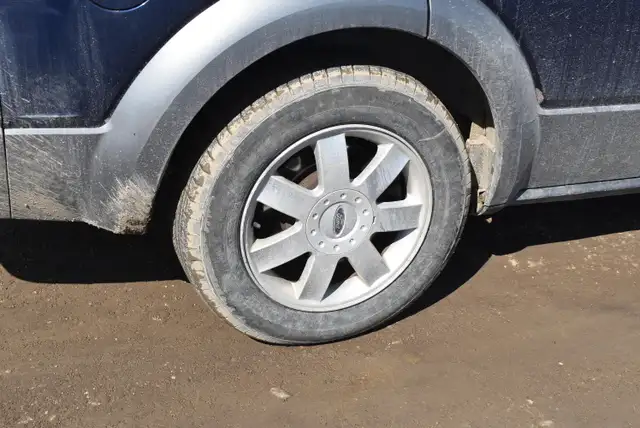 2005 Ford Freestyle SE AWD - Photo 34