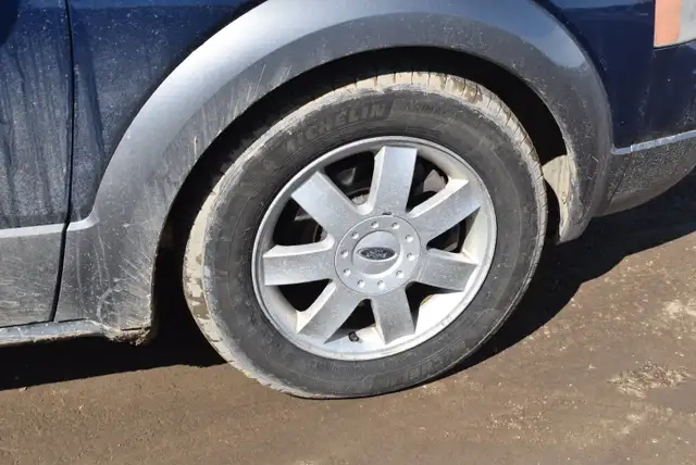 2005 Ford Freestyle SE AWD - Photo 35