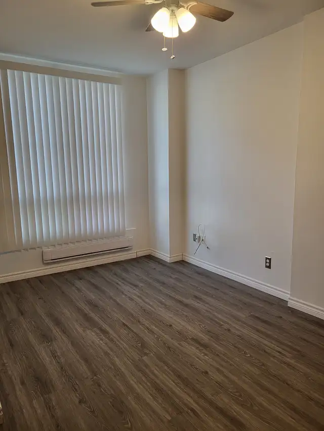 BACHELOR/STUDIO APARTMENT WITH PRIVATE ENTRANCE IN A HOUSE - Photo 7