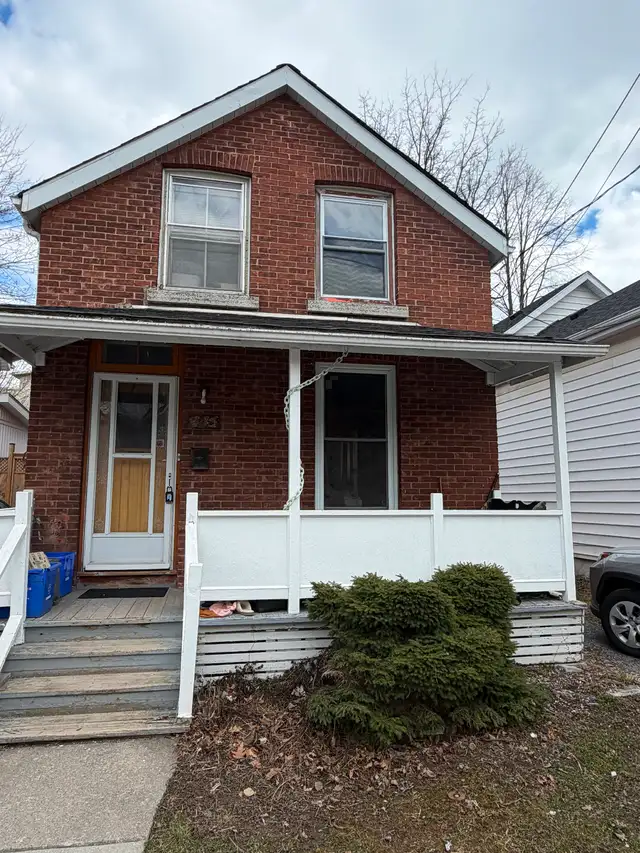 House rental near Queens University