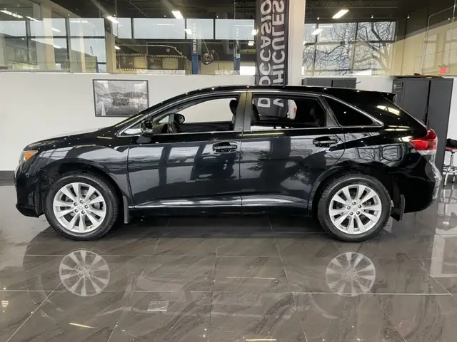 2015 Toyota Venza - Photo 3