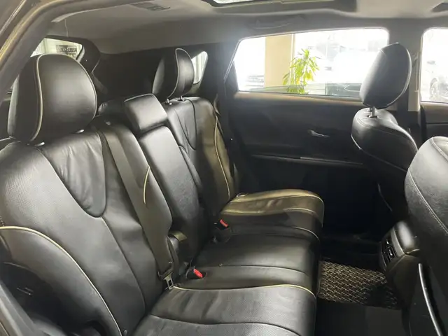 2015 Toyota Venza - Photo 12