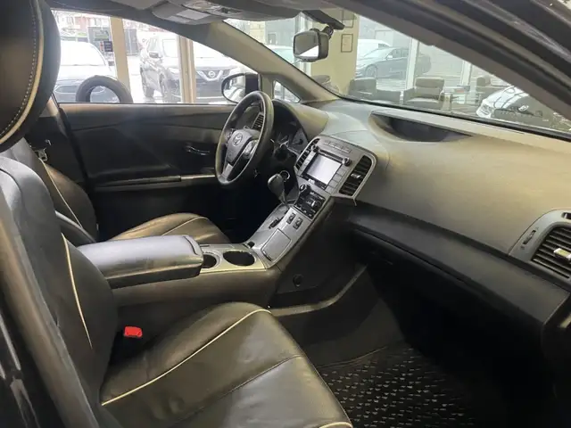 2015 Toyota Venza - Photo 27