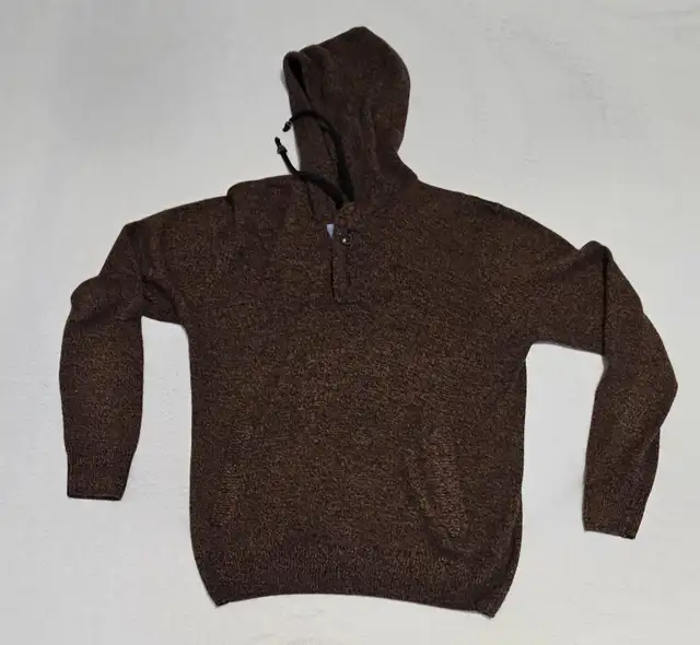 BRAND NEW MEN'S HOODIE (X-LARGE - BROWN)