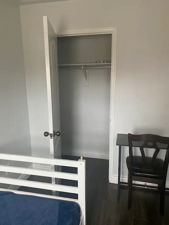 One Room to Rent in Brampton: Dixie & Sandalwood - Photo 6