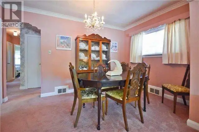 3 Bed for Rent-Lawrence &Warden May 1 - Photo 4