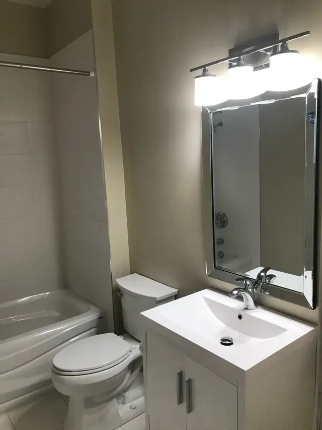 All-inclusive, 3 bedroom, excellent location in Old North! - Photo 6