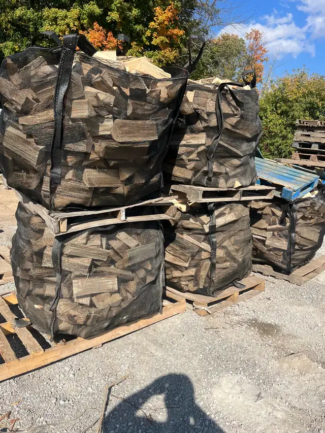 firewood - Photo 2