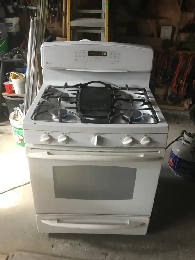 30 INCH PROPANE GAS STOVE $475 - Photo 3