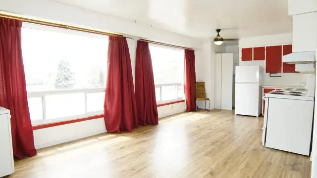 FOR LEASE – Prince Albert2 Bedroom bright and spacious unit - Photo 4