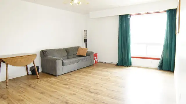 FOR LEASE – Prince Albert2 Bedroom bright and spacious unit - Photo 7