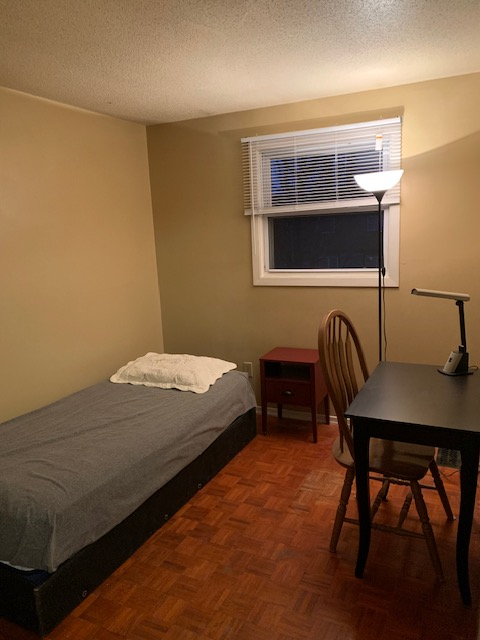 For Rent: Rooms in a Shared House (Orleans) - Photo 2