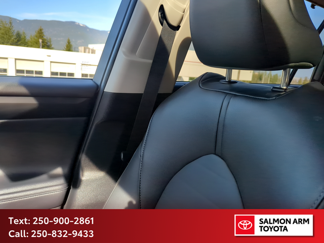 2025 Toyota Highlander XLE XLE AWD, NEW TIRES, NEAR NEW BRAKES - Photo 20