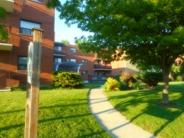 1 Bedroom Apartment - 2685 King St E, Hamilton! - Photo 2