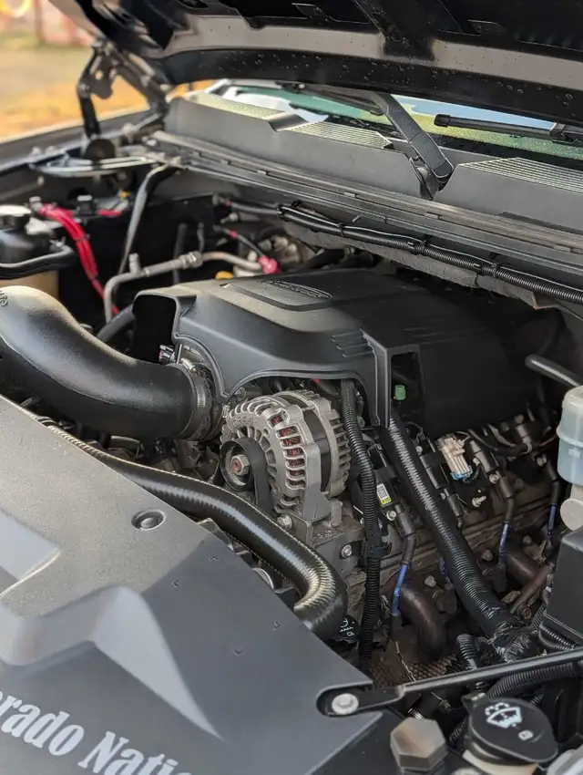 2008 Chevrolet Silverado 1500 LTZ Crew Cab 4X4 - Photo 10