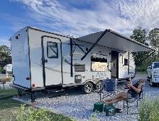 Couples Travel Trailer (Lite)