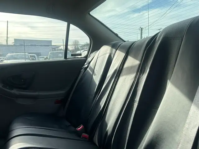 2002 Chevrolet Malibu - Photo 12