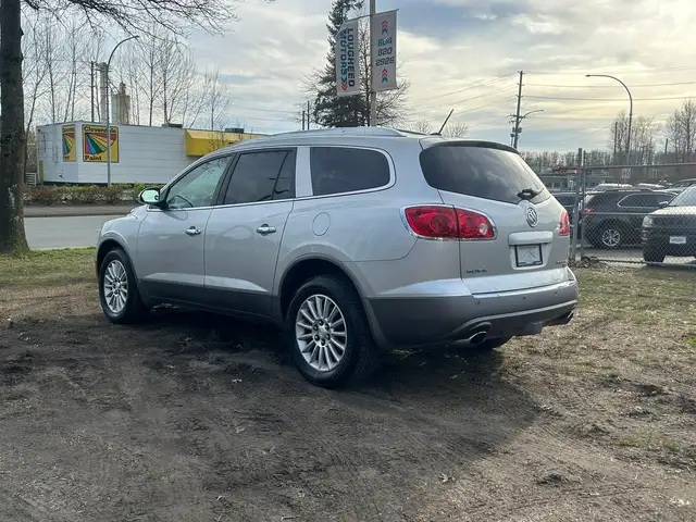 2010 Buick Enclave CXL - Photo 4