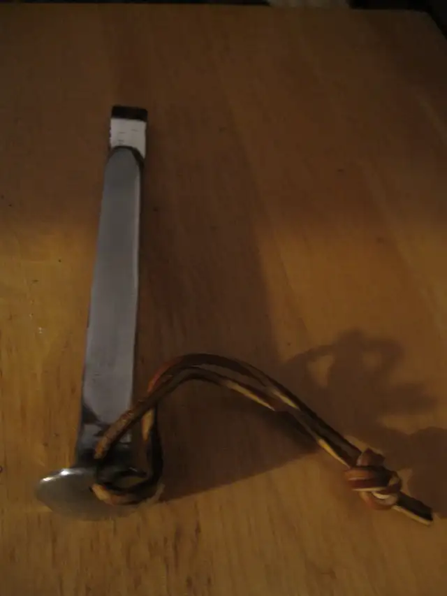 CHROME PLATED SAINT JOHN RAILROAD SPIKE BOTTLE OPENER MINT COND - Photo 3