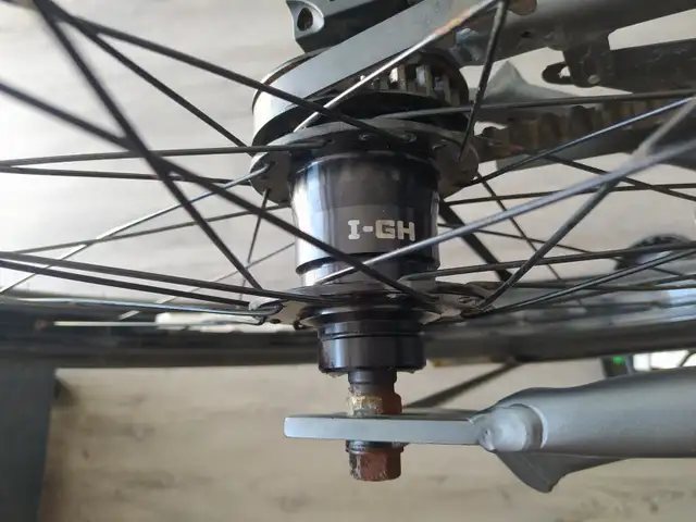 Hyper Bike, 26 inches Men’s Commute Belt-Drive - Photo 3