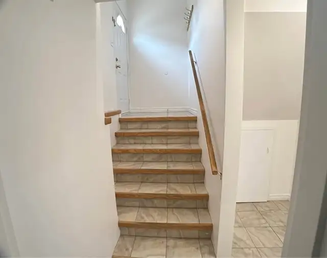 2 Beds 1 Bath - Apartment - Photo 3