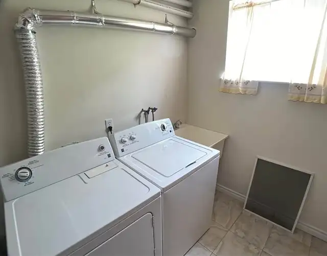 2 Beds 1 Bath - Apartment - Photo 4