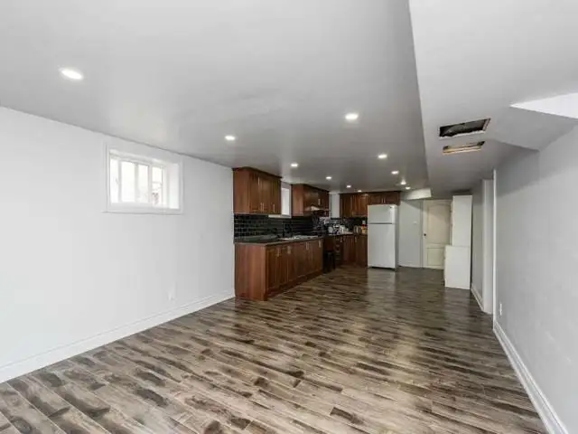 Basement  for rent - Photo 8
