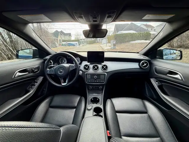 Mercedes-Benz GLA 250 4MATIC 2017 Noir - Bas kilométrage, jamais - Photo 7