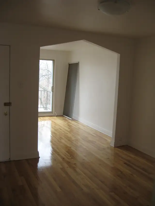 31/2 pour juillet refait à neuf - Photo 4