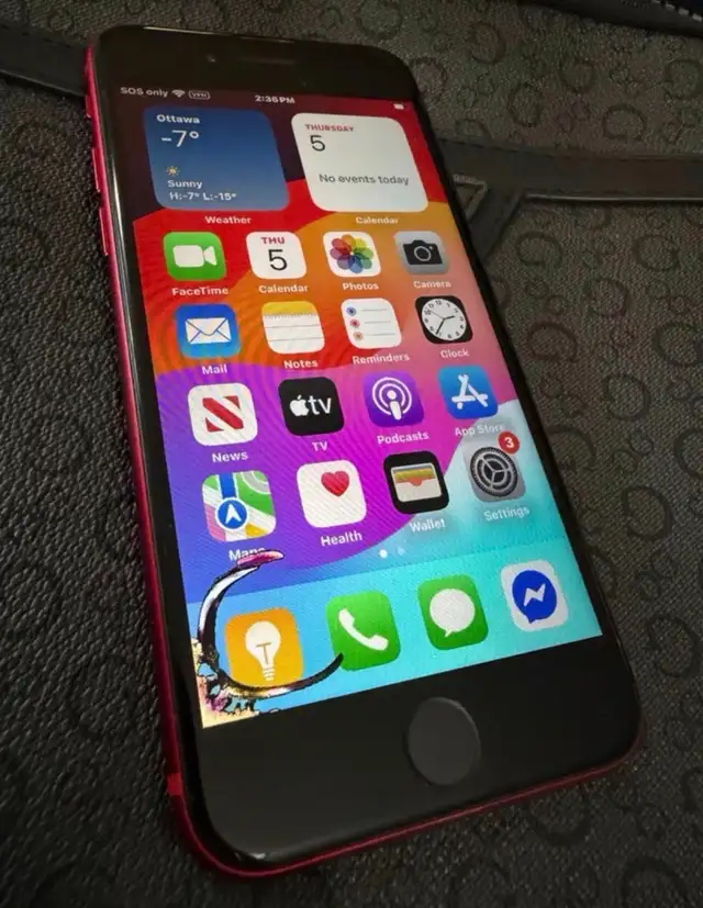 Apple iPhone SE - Photo 6