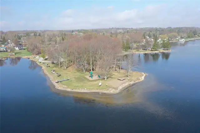 2 Bedroom Cottage-Style Home w/ Lake Access – Near Bobcaygeon - Photo 10