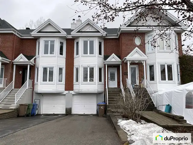 $449,999 - Townhouse for sale in St-Eustache