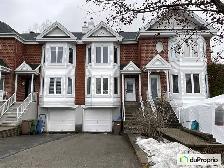 $449,999 - Townhouse for sale in St-Eustache