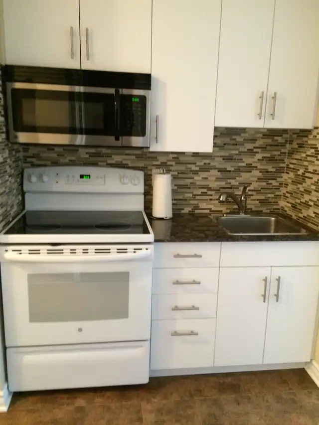 Fantastic Furnished Studio near metro Vendome for May - Photo 3